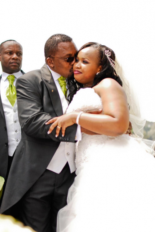 Pastor Ng’ang’a of Neno Evangelism is an abusive and adulterous drunk, says his wife