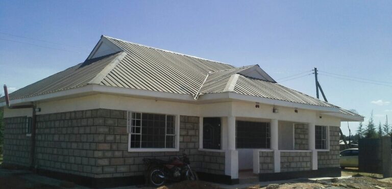 Bungalow and Land for sale in Eldoret at Sh. 6 million only