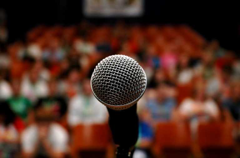 4 Public Speaking Habits of Successful Entrepreneurs