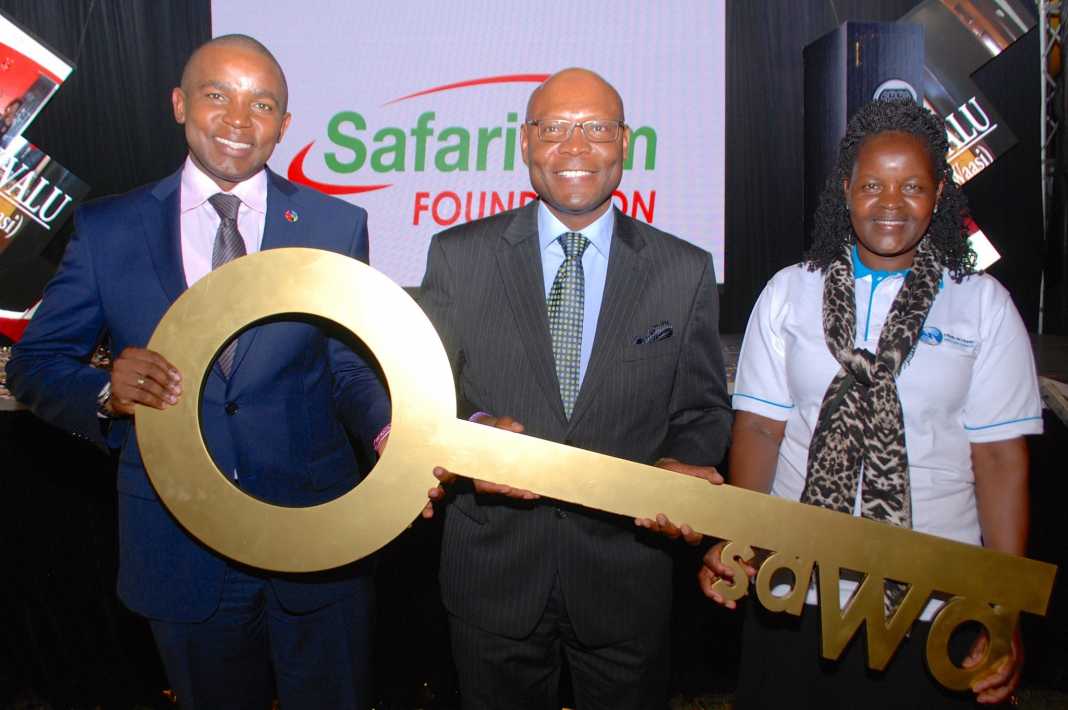 (LR) Junior Achievement John Wali Safaricom Foundation Chairman Joseph ...