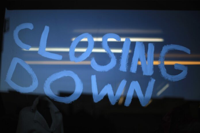 Closing a Business: Complete Guide - Bizna