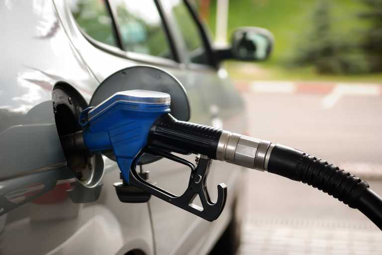 10 fuel saving tips every driver should know