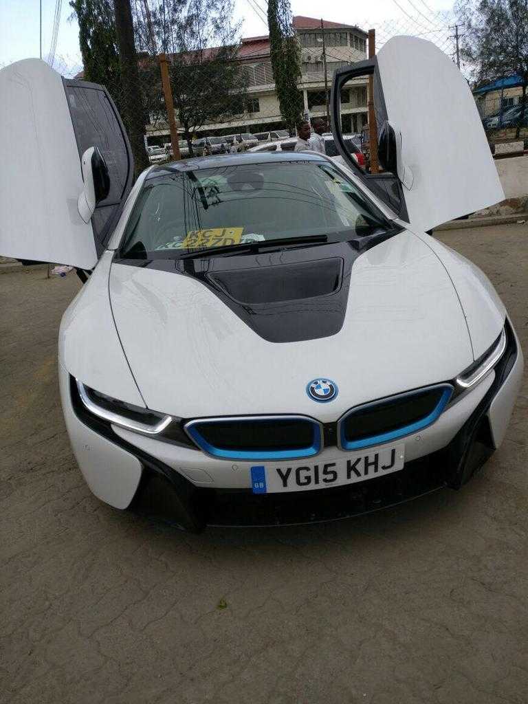 BMW i8 - Kevin Mulei