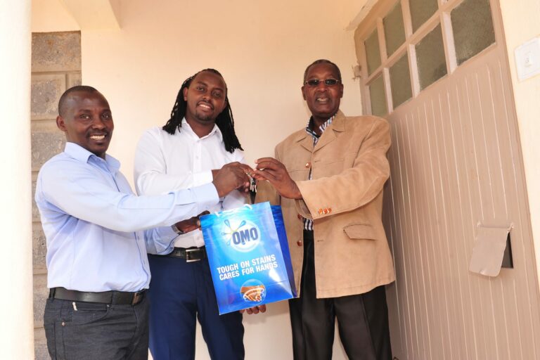 Unilever Kenya and Naivas rewards a lucky customer with a house worth Kshs 3 Million in Machakos