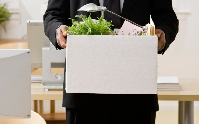 What an employer should do when a key employee quits
