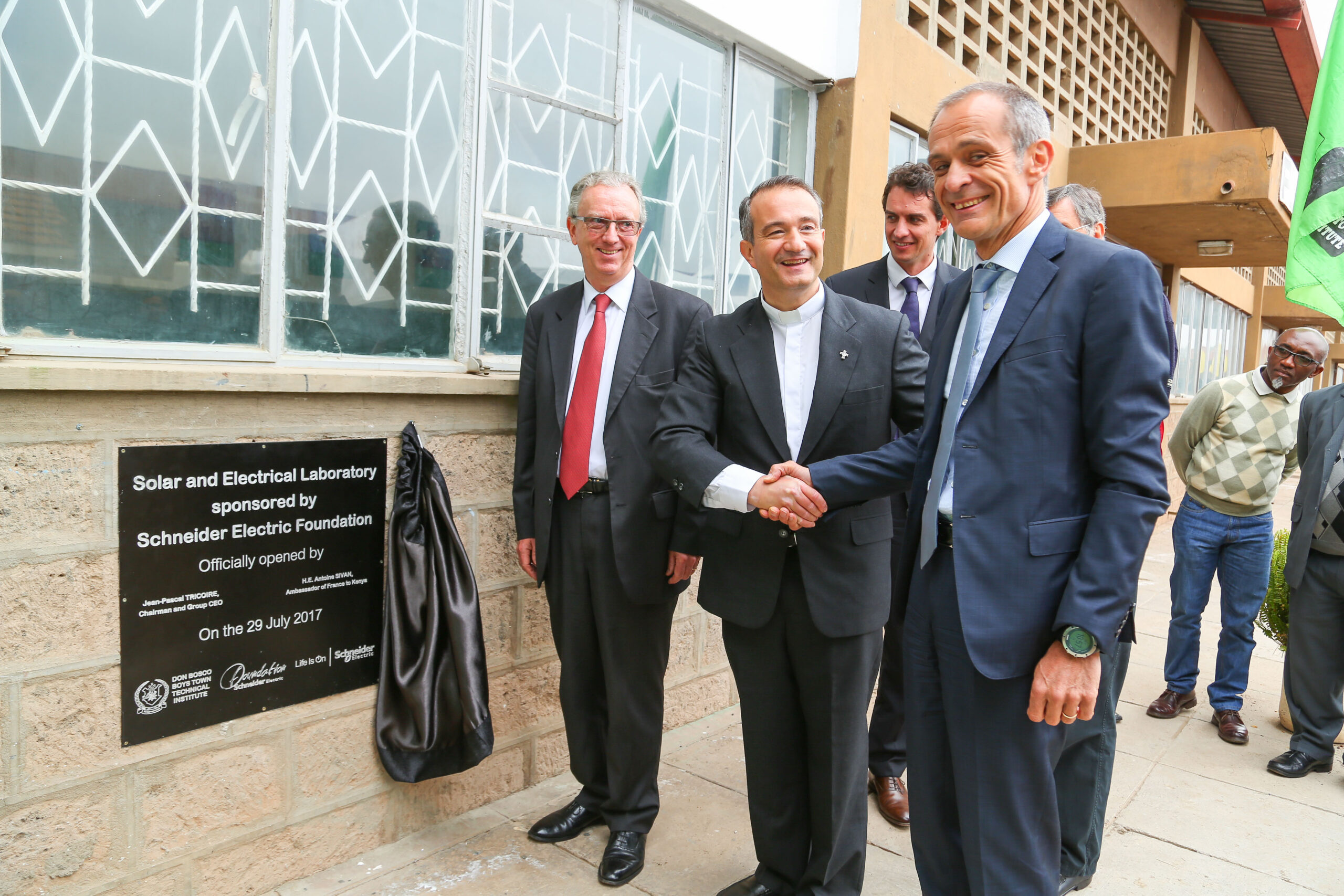 The Schneider Electric Foundation and the Salesian Don Bosco Foundation in Kenya inaugurate the renovated electrical lab at the Don Bosco Boys Town Technical Institute