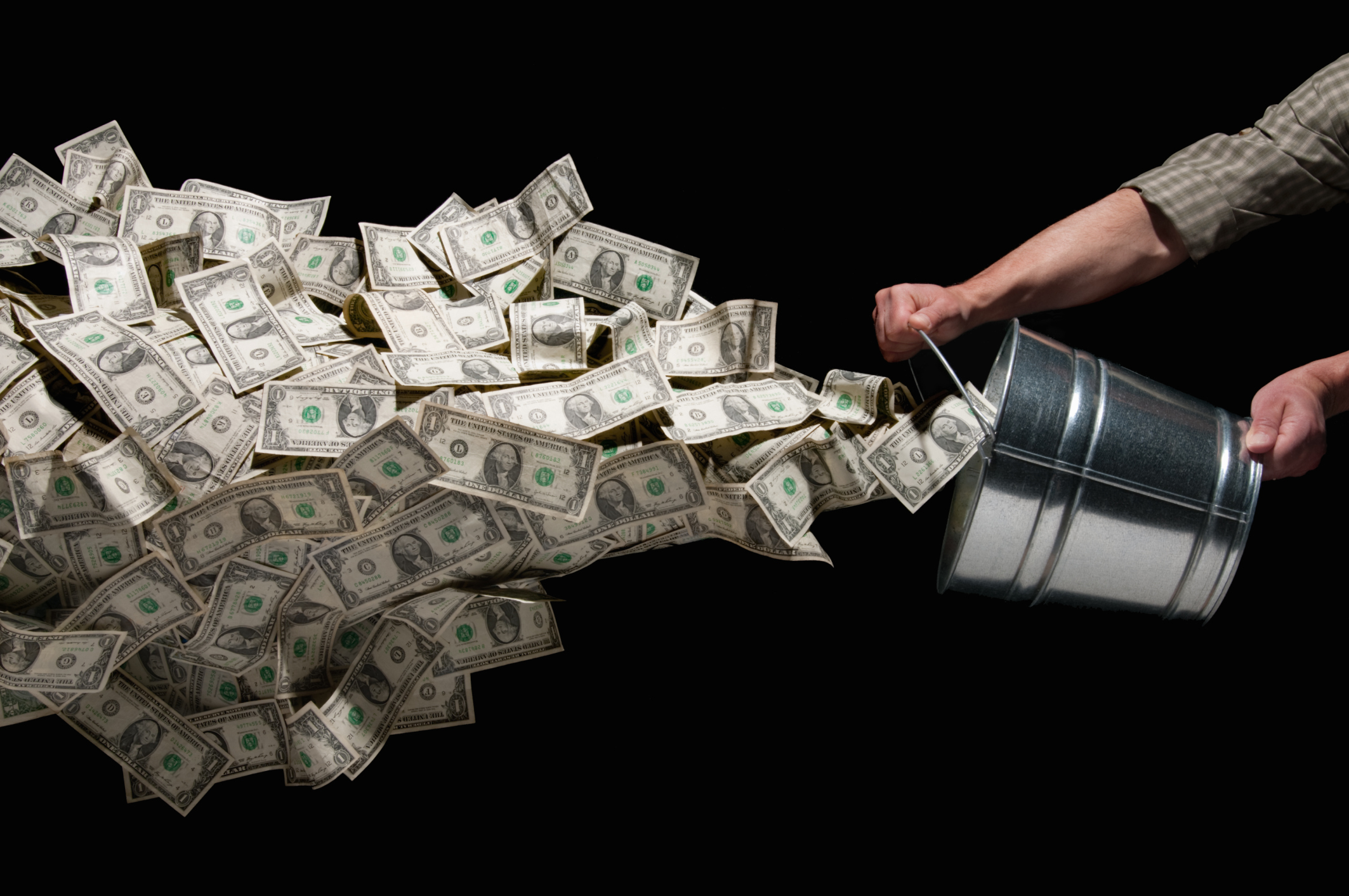 6 ways in which businesses waste money