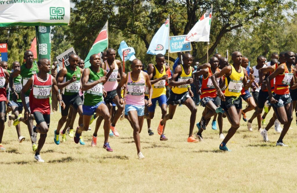 GO! A roaring start of the men’s 10 km race at this year’s KDF Annual Cross-country Championships held at Moi Airbase in Eastleigh Nairobi on Friday 29 January 2021. The event was won by Kibiwott Kandie of Embakasi Garrison - Bizna Kenya