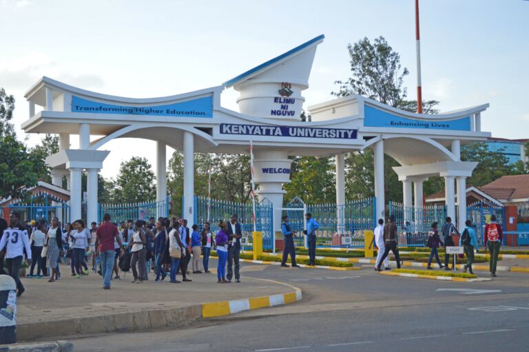 Broke Kenyatta University paying staff with ‘bouncing’ cheques