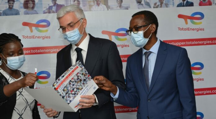 The third TotalEnergies Startupper of the Year Challenge was launched by Eric Fanchini (centre) the Managing Director, John Muchunu (right) the Strategy and Corporate Affairs Director and Lawrencia Gichatha (left) the Finance Director. The Challenge offers three young African entrepreneurs financial support, coaching and visibility for their enterprises - Bizna Kenya