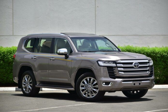 Toyota Land Cruiser 300