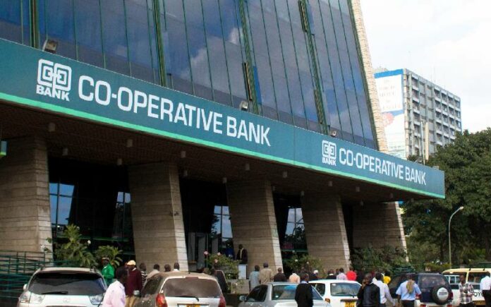 universal banking mode