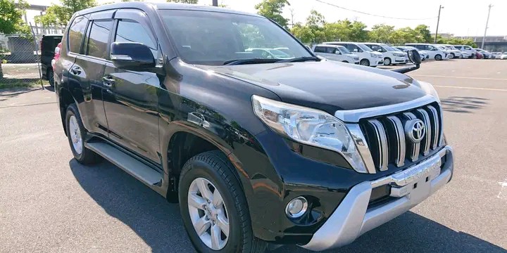 Are Toyota Prados accident-vehicles prone to rolling over?