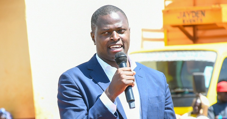 Ndindi Nyoro cuts day secondary fees in Kiharu to Sh. 1,000 per term