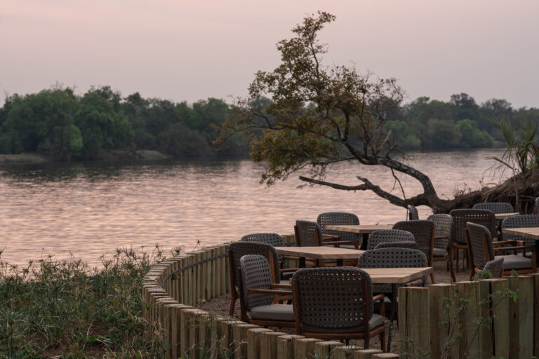 Victoria Falls: Where Angels Gaze and Moonbows Hide - Bizna Kenya