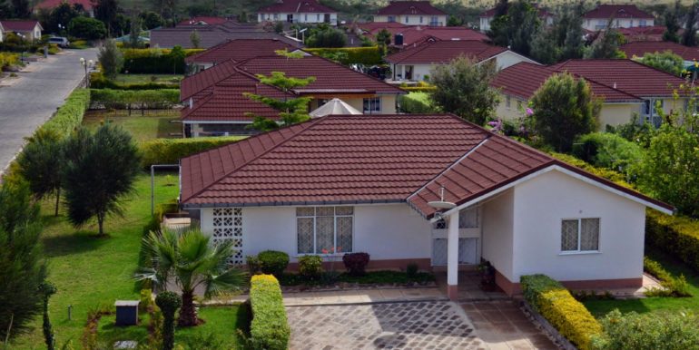 Explainer: How to Start Investing in Real Estate with Little or No Cash