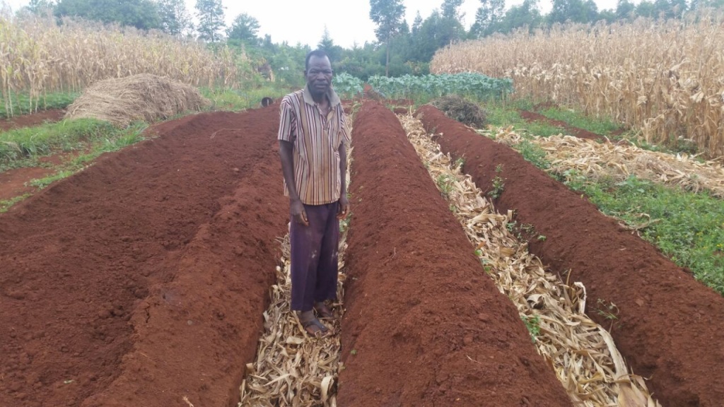 Charles Oloo: New irrigation method helps vegetable farmer double yield 1 Charles Oloo: New irrigation method helps vegetable farmer double yield