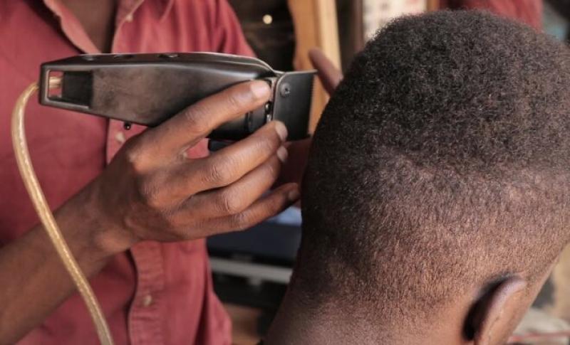 Never despise Kinyozi business, Nairobi barber making Sh400k monthly says