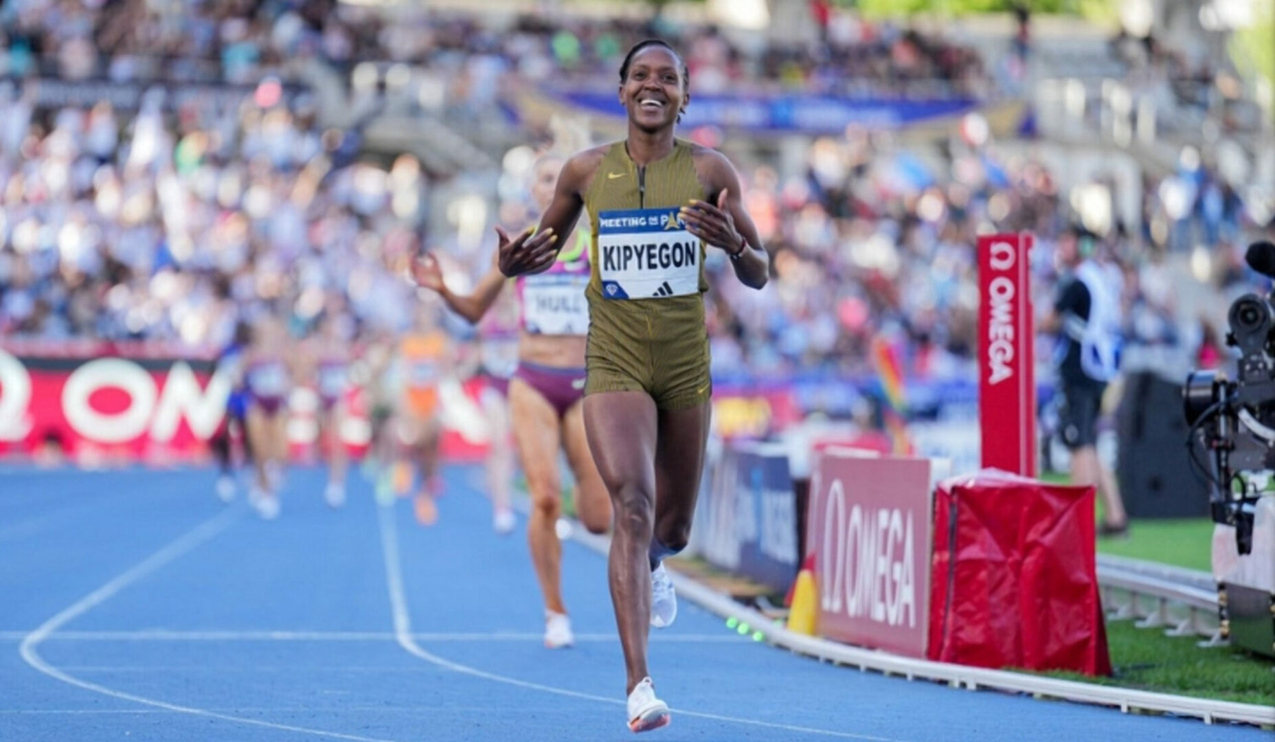 Kenya's Faith Kipyegon breaks her own 1500m world record in Paris