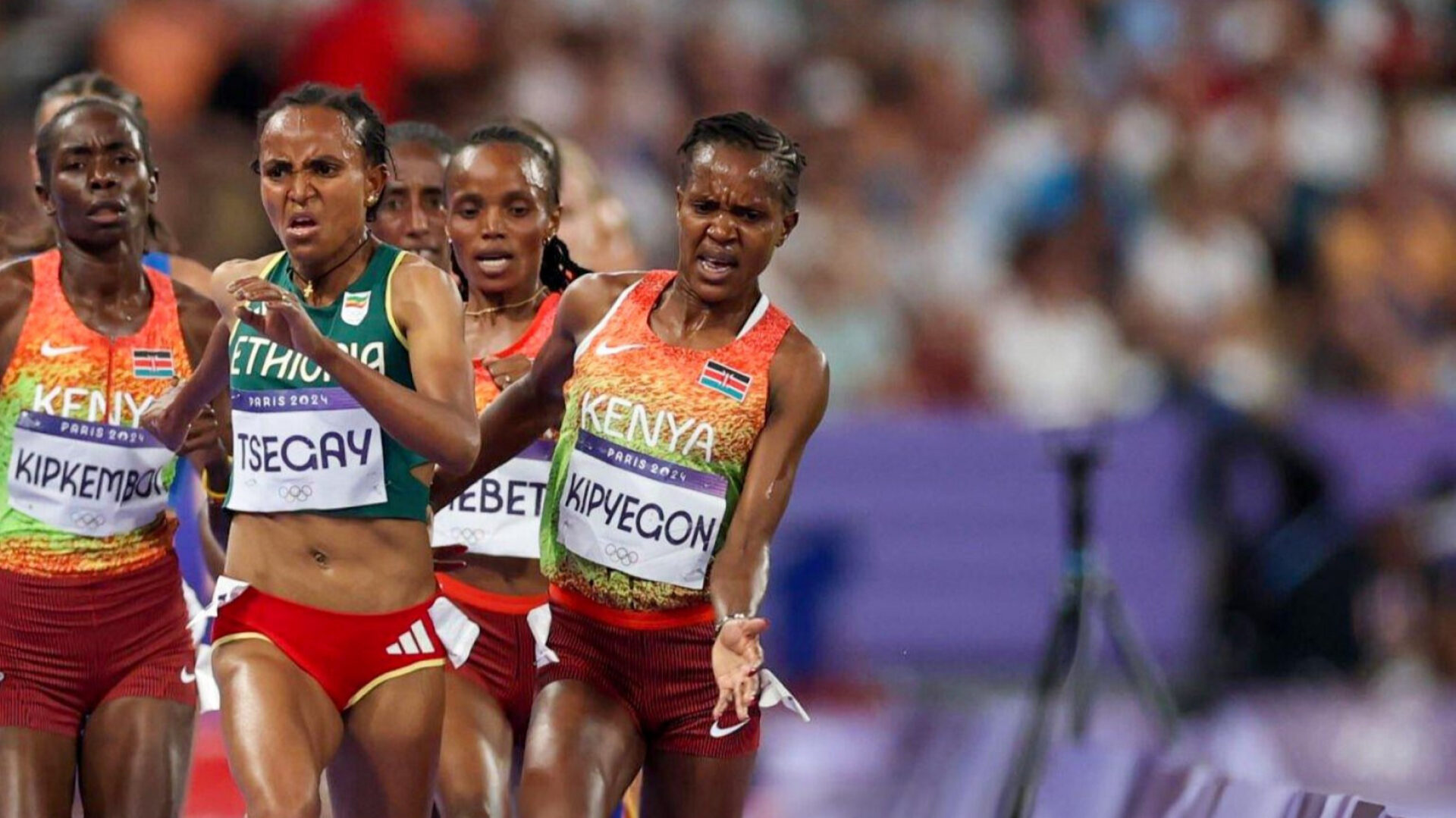 Faith Kipyegon: Gudaf Tsegay knelt, apologized to me after dramatic final