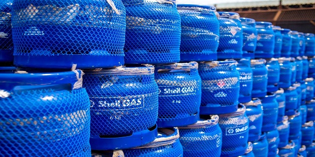 Gas cylinders covered with nets