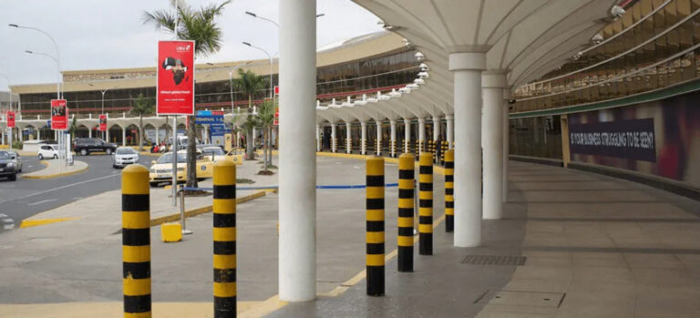 Ruto in secret JKIA deal with controversial Zimbabwean man
