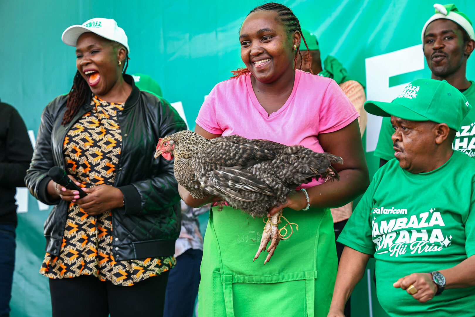 Safaricom spreads festive cheer through ‘Sambaza Furaha’ campaign