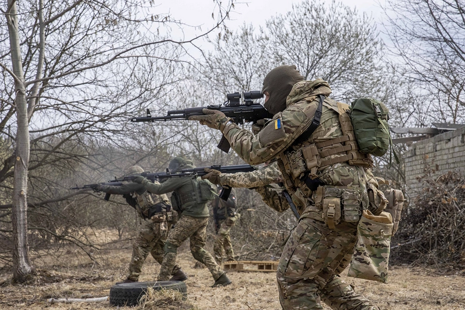 Ukraine soldiers capture Kenyan men fighting for Russia