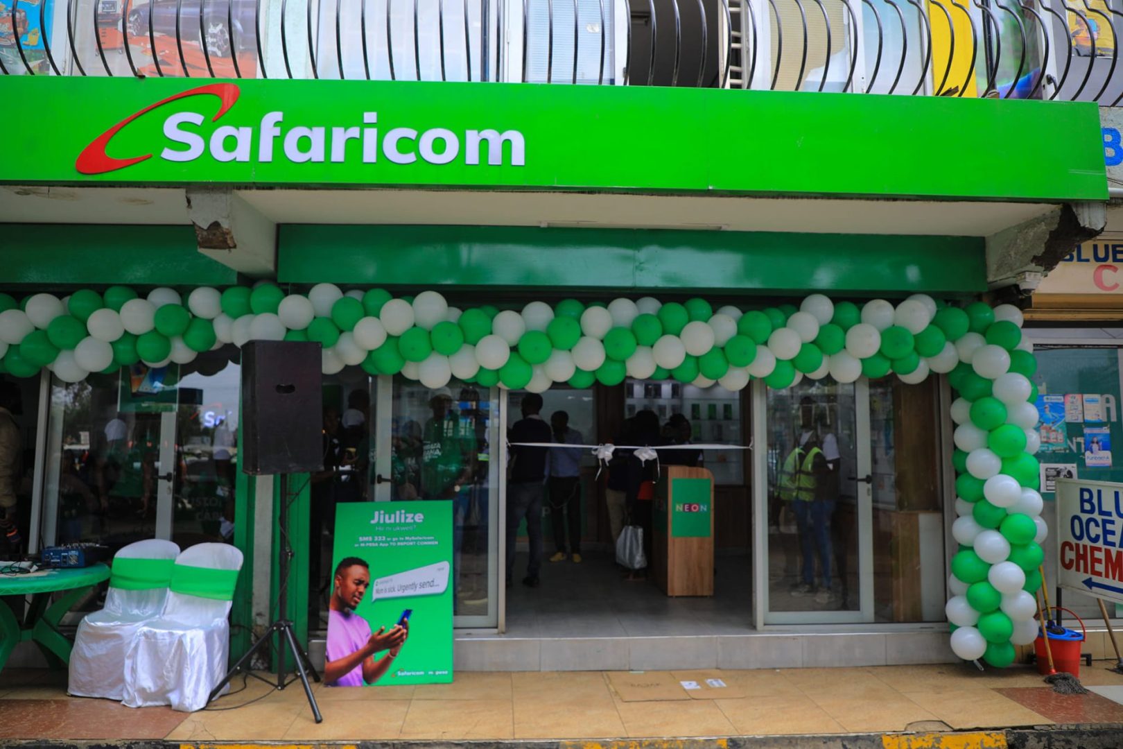 Safaricom announces closure of its shops in Nairobi, 12 other towns on Thursday