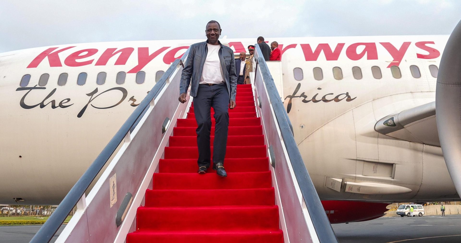 Ruto offers Kenya Airways to foreign investors for Sh155 billion