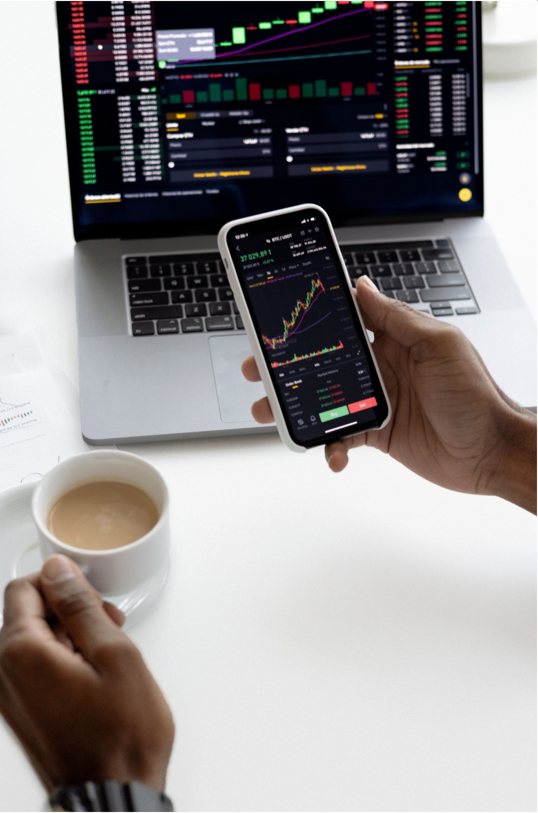 Secure Escrow and Trade Facilitation Platform